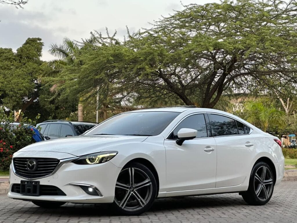 Magari Sokoni Mazda Atenza ya Bei Poa 2016