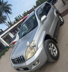 Used Toyota Land Cruiser Prado 2006 for Sale in Dar es salaam
