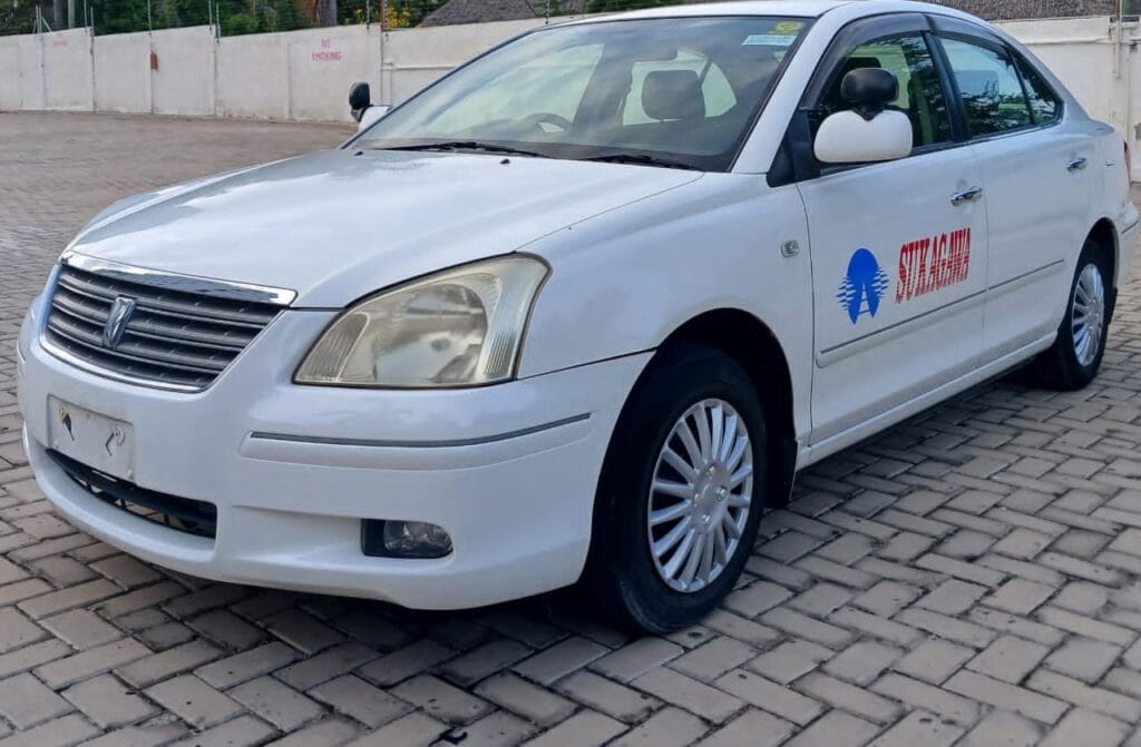 Magari Sokoni Toyota Premio ya Bei Poa 2005