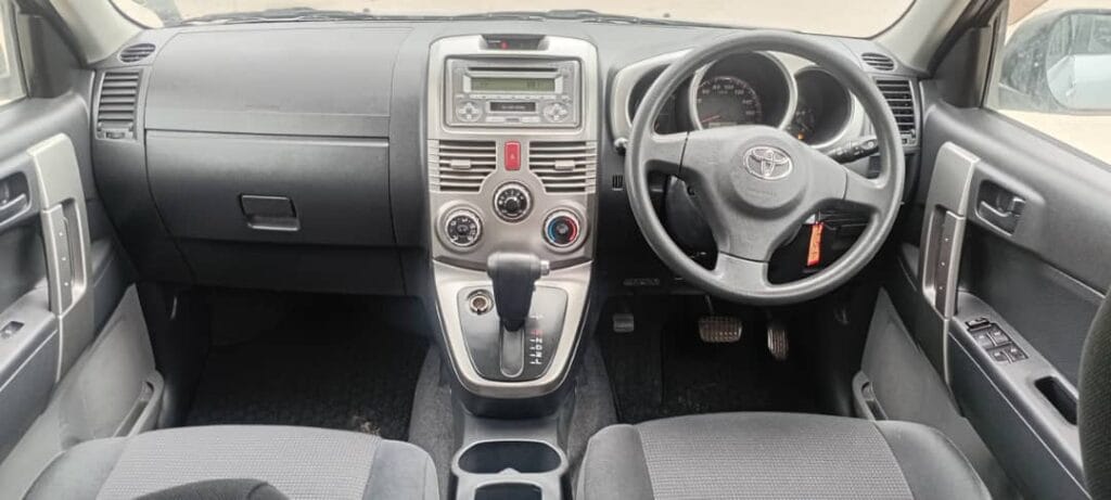 Price Toyota Rush 2006 for Sale in Dar es salaam