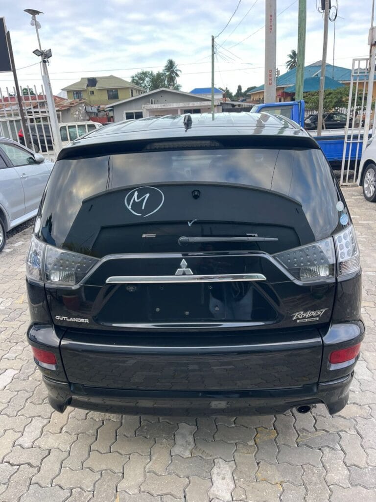 Mitsubishi Outlander 2011 for Sale in Dar es salaam