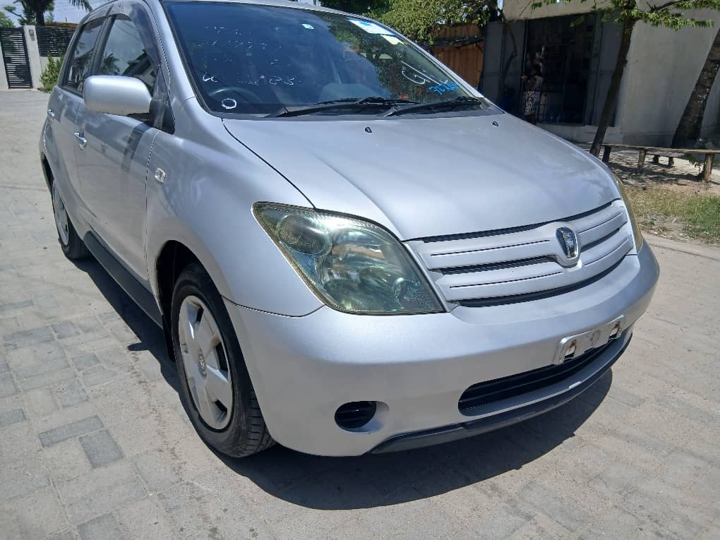 Price Of Toyota IST 2004 for Sale in Tanzania