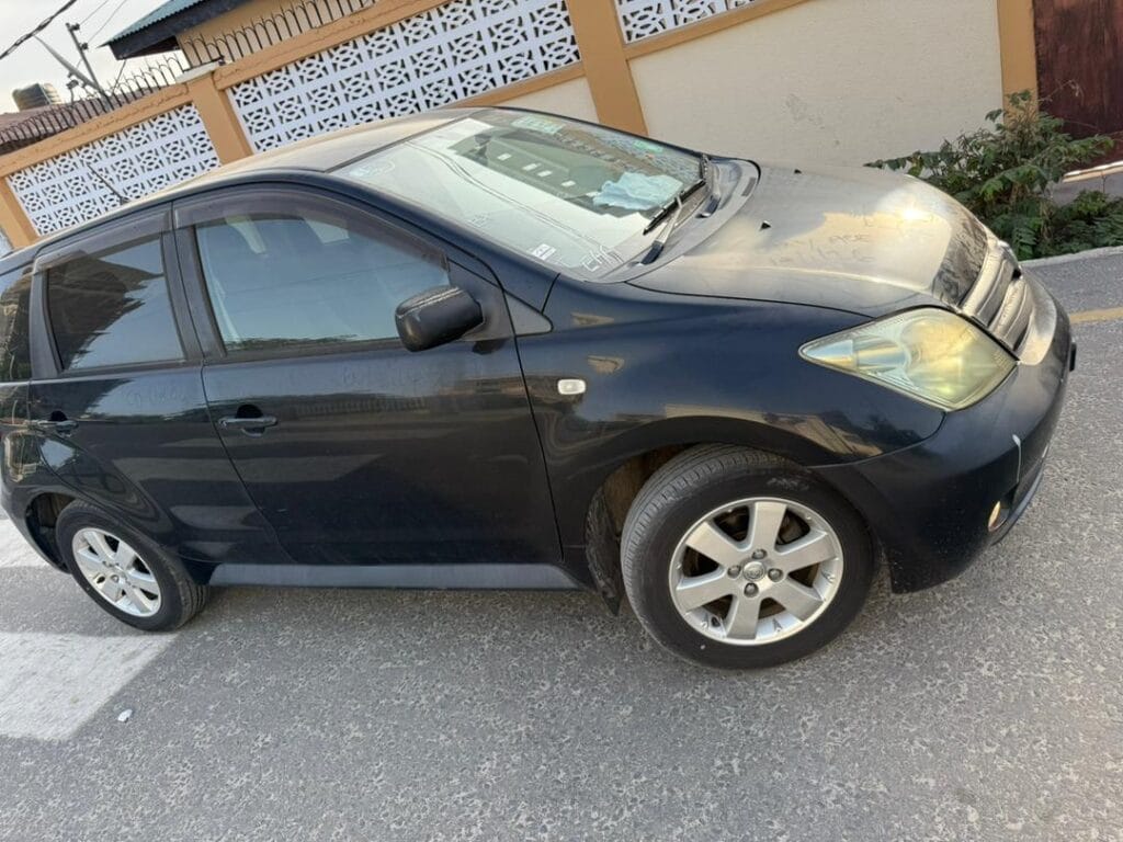 Toyota IST 2003 for Sale in Dar es salaam