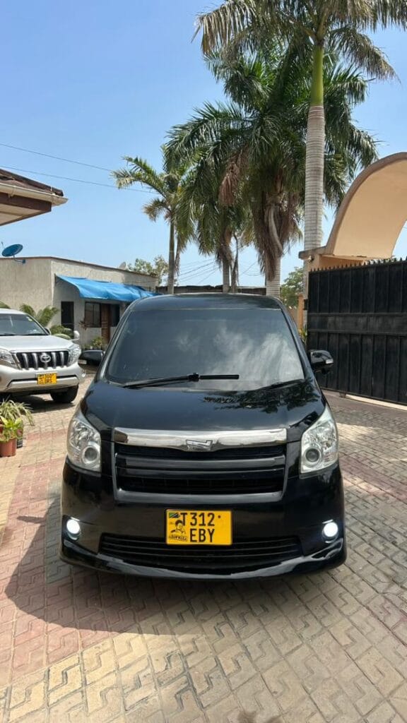 Toyota Noah 2008 for Sale in Dar es salaam