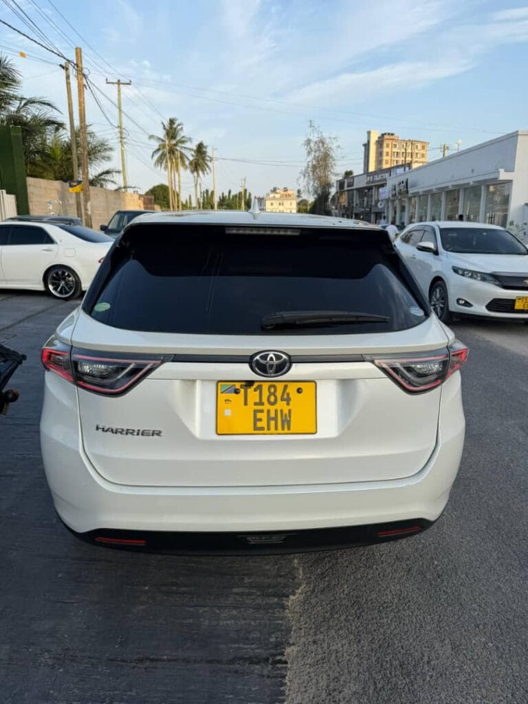 Price Of Toyota Harrier 2016 for Sale in Tanzania