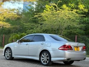 Used Toyota Crown 2009 for Sale in Iringa