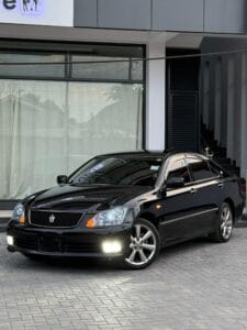 Used Toyota Crown 2005 for Sale in Dar es salaam