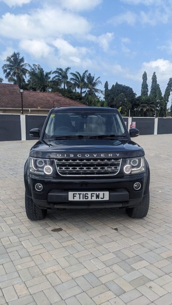 Land Rover Discovery 2016 for Sale in Dar es salaam