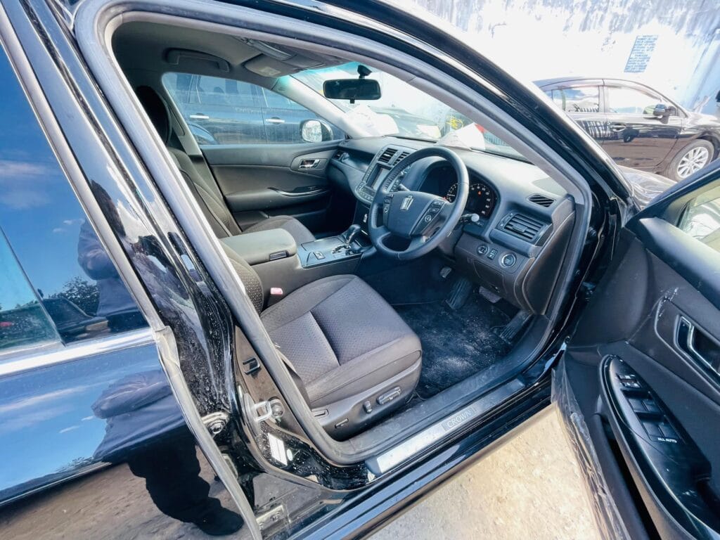 Buy Toyota Crown 2008 for Sale in Dar es salaam