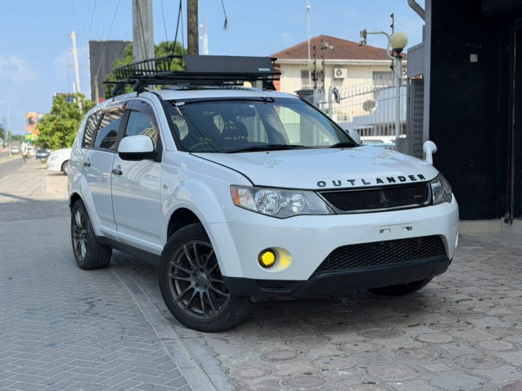 Price Of Mitsubishi Outlander 2006 for Sale in Tanzania