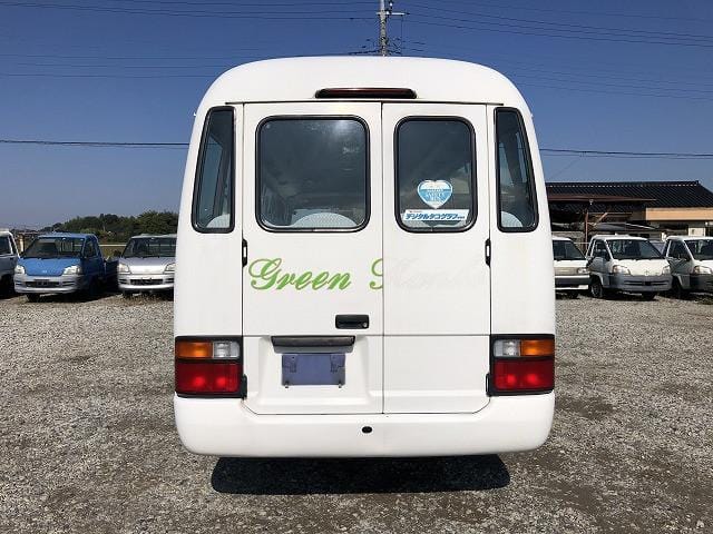 Toyota Coaster bei poa sokoni Dar es salaam Tanzania