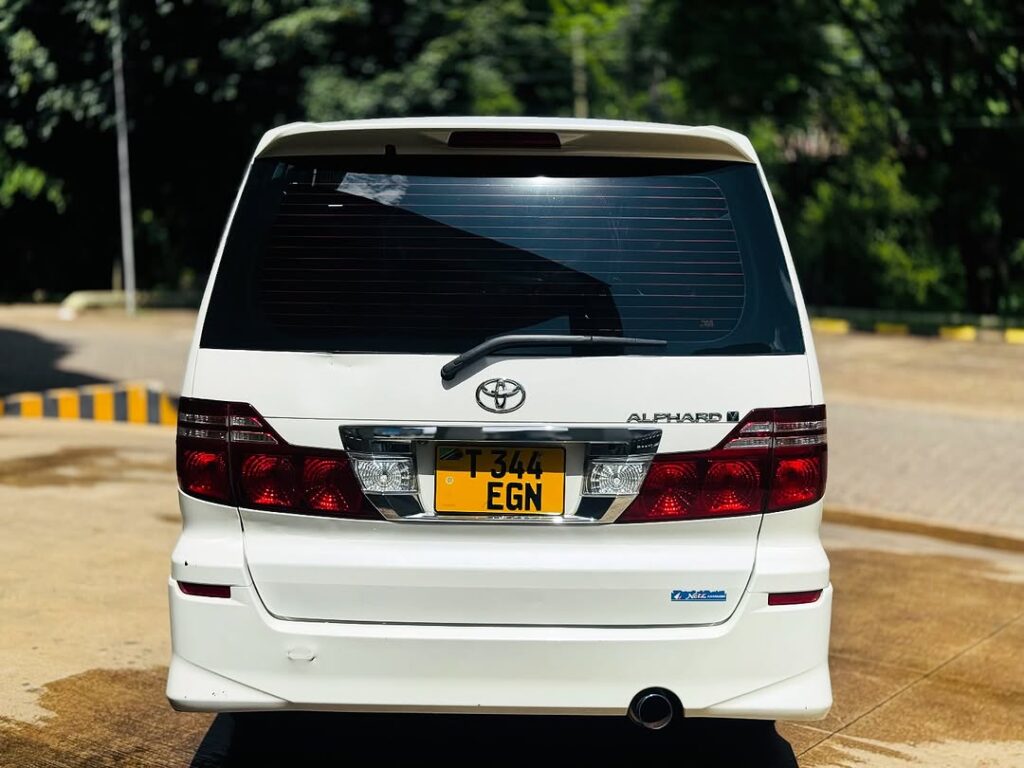 Price Toyota Alphard 2007 for Sale in Arusha
