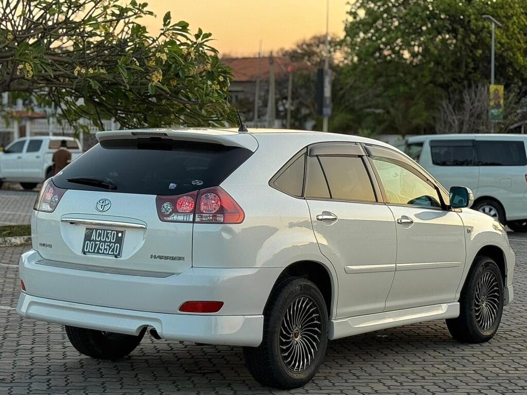 Bei ya Toyota Harrier 2007 Sokoni Dar es salaam Tanzania