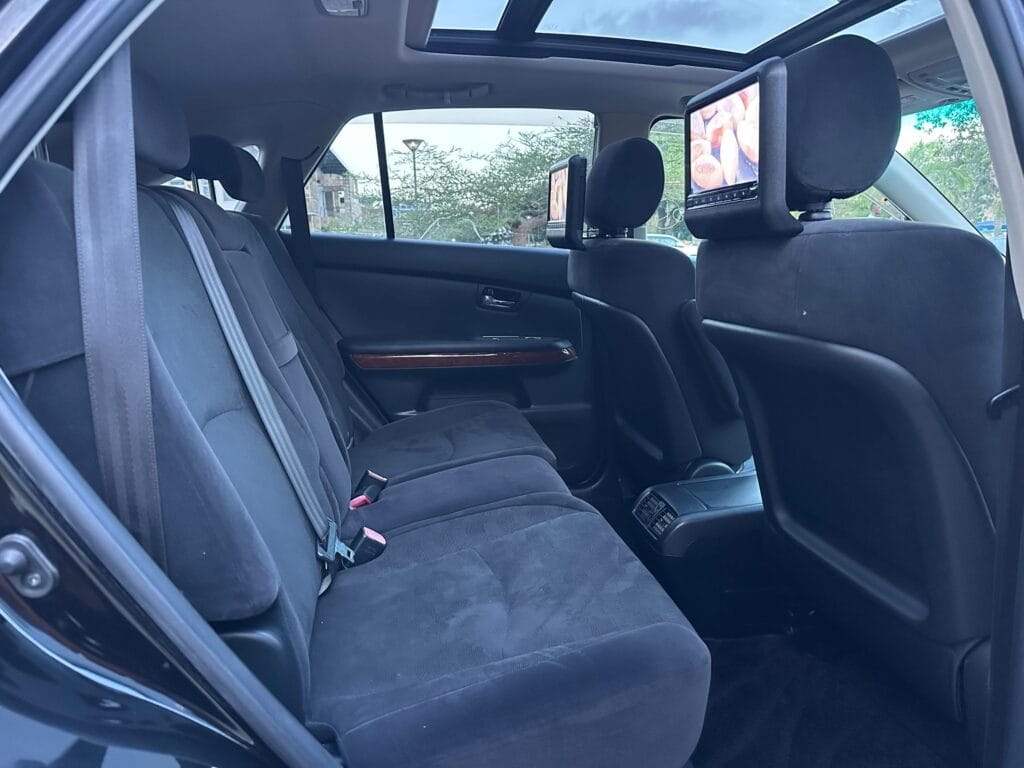 Used Toyota Harrier 2007 for Sale in Dar es salaam