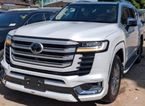 Used Toyota Land Cruiser 300 Series 2023 for Sale in Dar es salaam