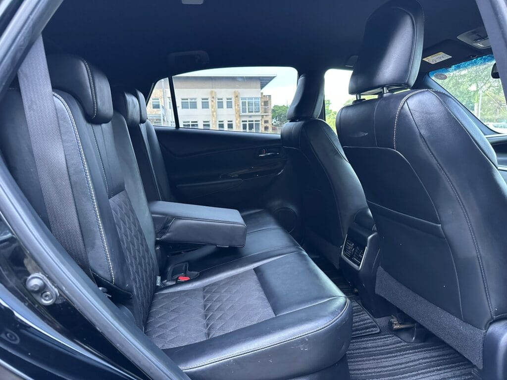 Price Toyota Harrier 2015 for Sale in Dar es salaam