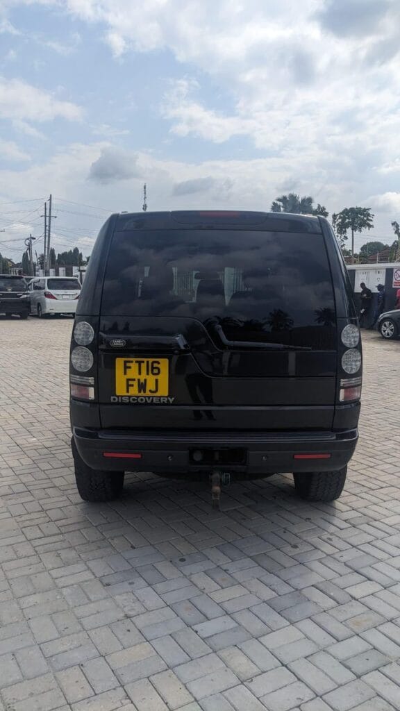 Buy Land Rover Discovery 2016 for Sale in Dar es salaam