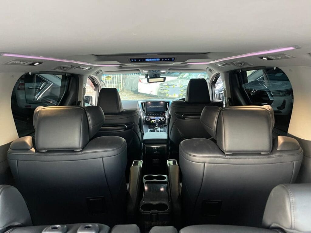 Magari Alphard 2019 lipo Dar es Salaam