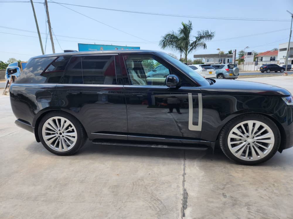 Price Land Rover Range Rover 2023 for Sale in Dar es salaam