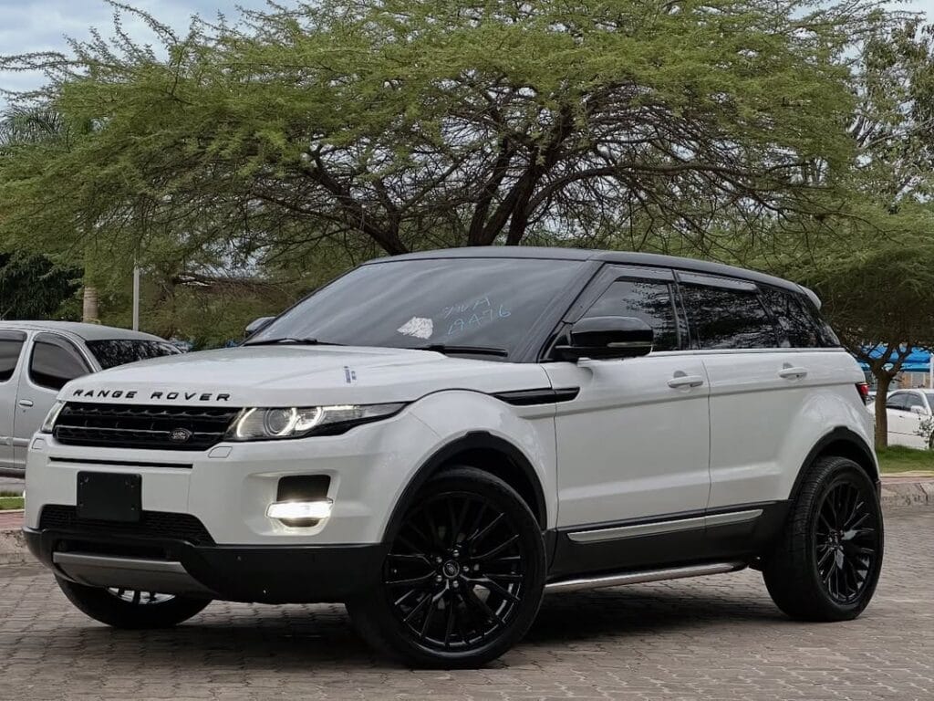 Buy Land Rover Range Rover 2014 for Sale in Dar es salaam