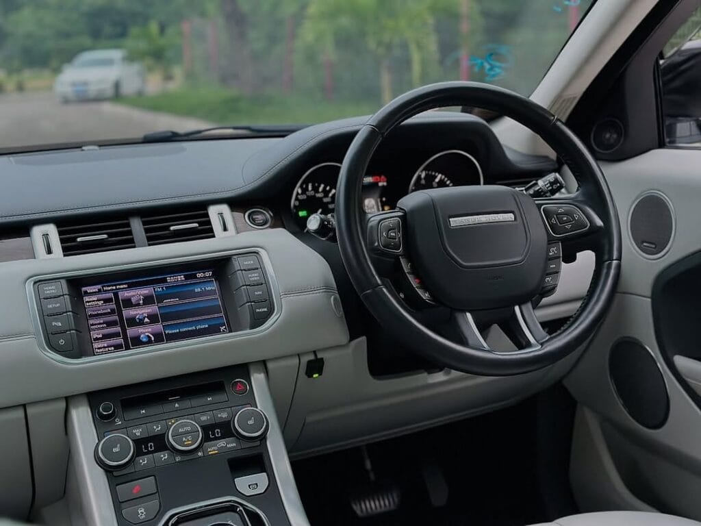 Price Land Rover Range Rover 2014 for Sale in Dar es salaam