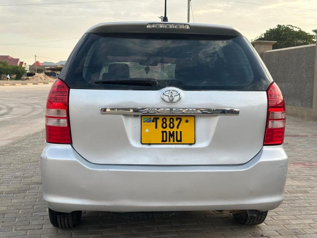 Toyota Wish bei poa sokoni Dodoma Tanzania