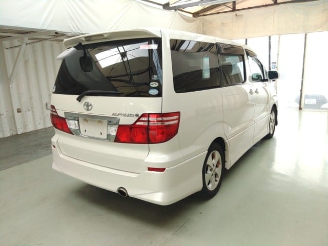 Magari Sokoni Toyota Alphard ya Bei Poa 2007