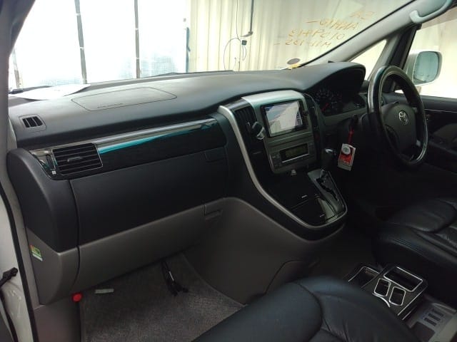 Magari Used Toyota Alphard 2007 Dar es salaam Tanzania