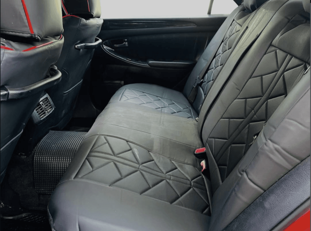 Used Toyota Crown 2005 for Sale in Dar es salaam