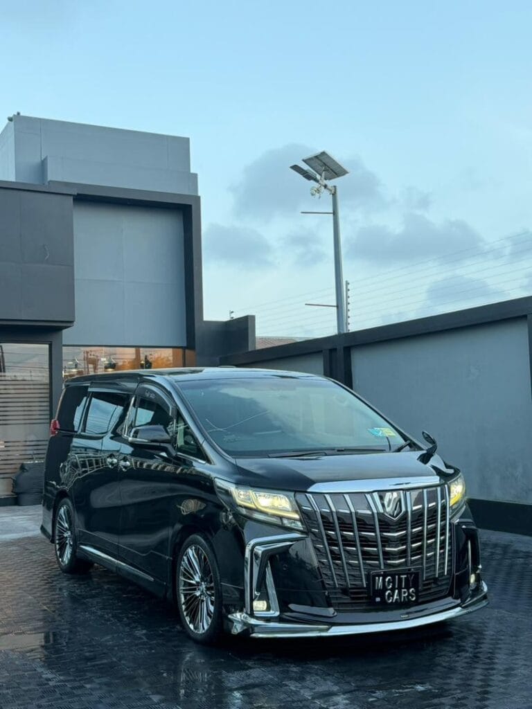 For Sale Toyota Alphard 2022 in Dar es salaam