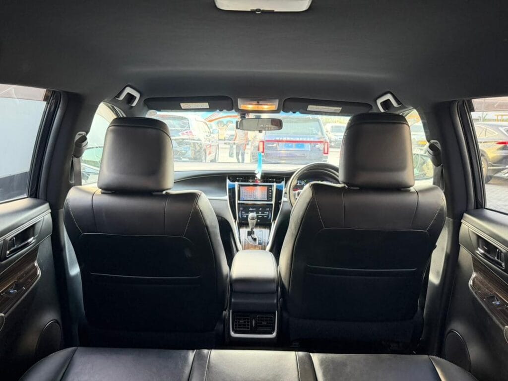 Magari Harrier 2015 lipo Dar es salaam