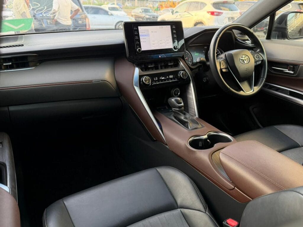 Toyota Harrier 2022 for Sale in Dar es salaam