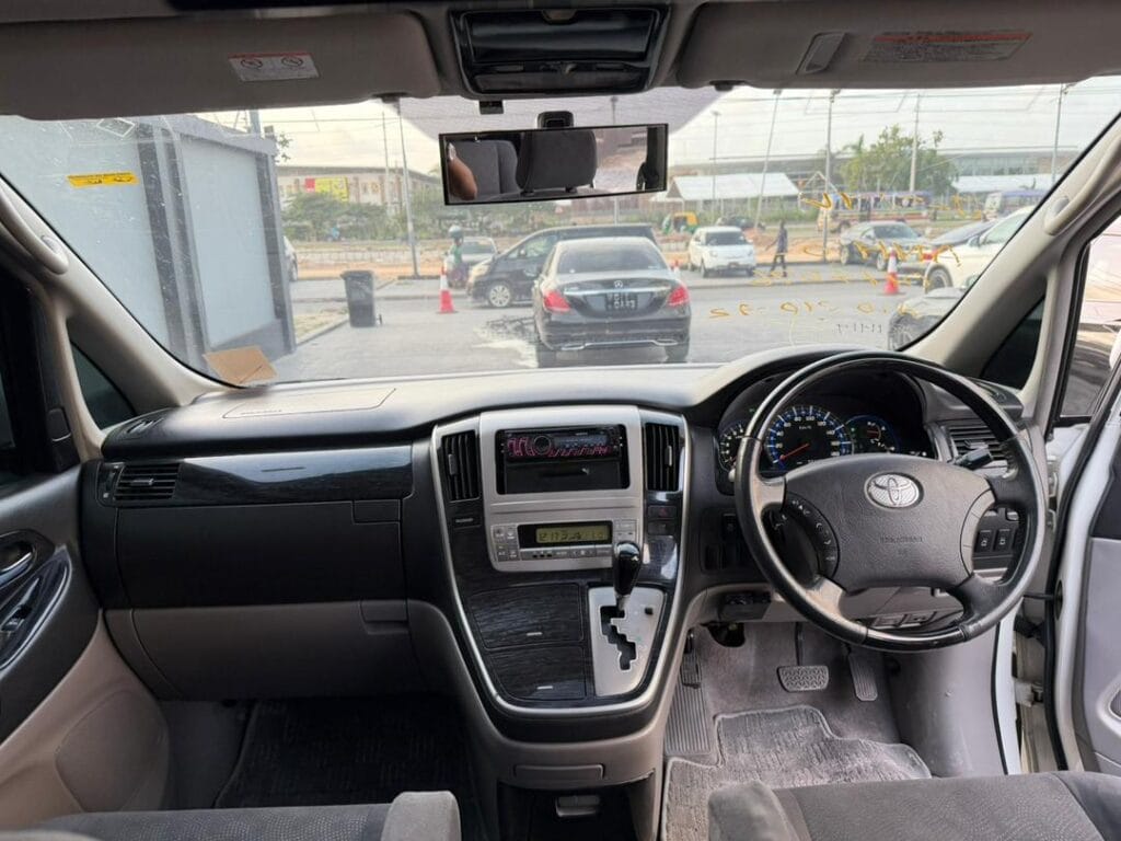 Magari Alphard 2007 lipo Dar es salaam