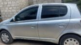 Toyota Vitz 2000 Inauzwa Dar es salaam Tanzania