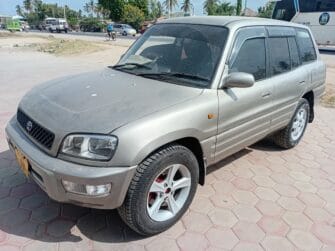 Bei Ya Toyota Rav4 2001 Sokoni Dar es salaam Tanzania