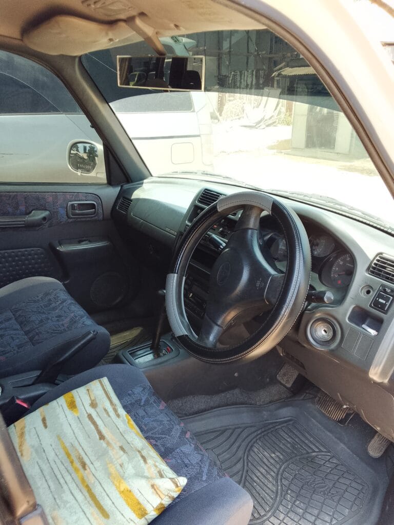 Toyota Rav4 1998 for Sale in Dar es salaam