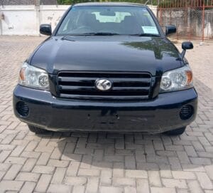 Used Toyota Kluger 2004 for Sale in Dar es salaam