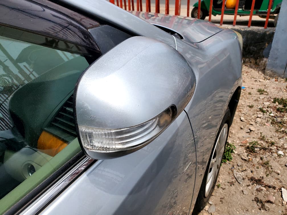 Magari Sokoni Toyota Premio ya Bei Poa 2009