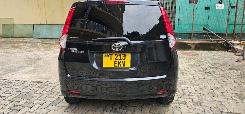 Price Toyota Passo 2009 for Sale in Dar es salaam