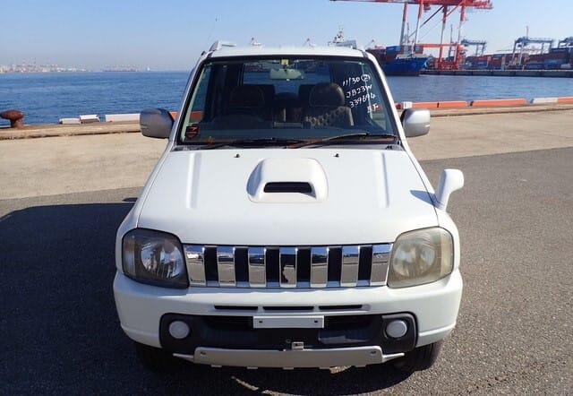 Magari Jimny 2003 lipo Dar es salaam