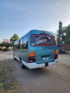 Bei ya Toyota Coaster 2000 Sokoni Dar es salaam Tanzania