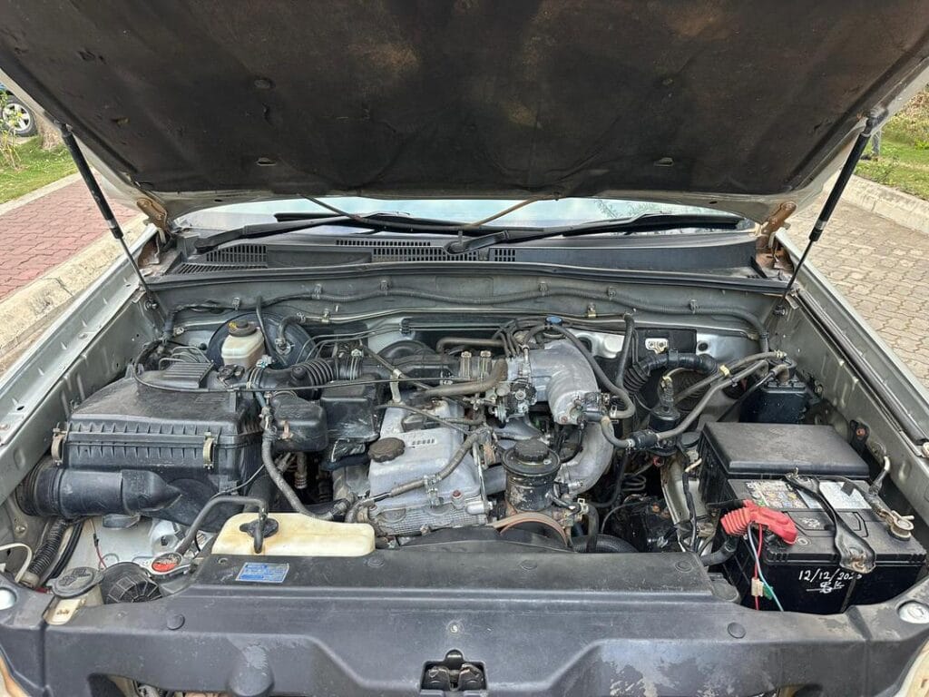 Toyota Land Cruiser Prado bei poa sokoni Dar es salaam Tanzania
