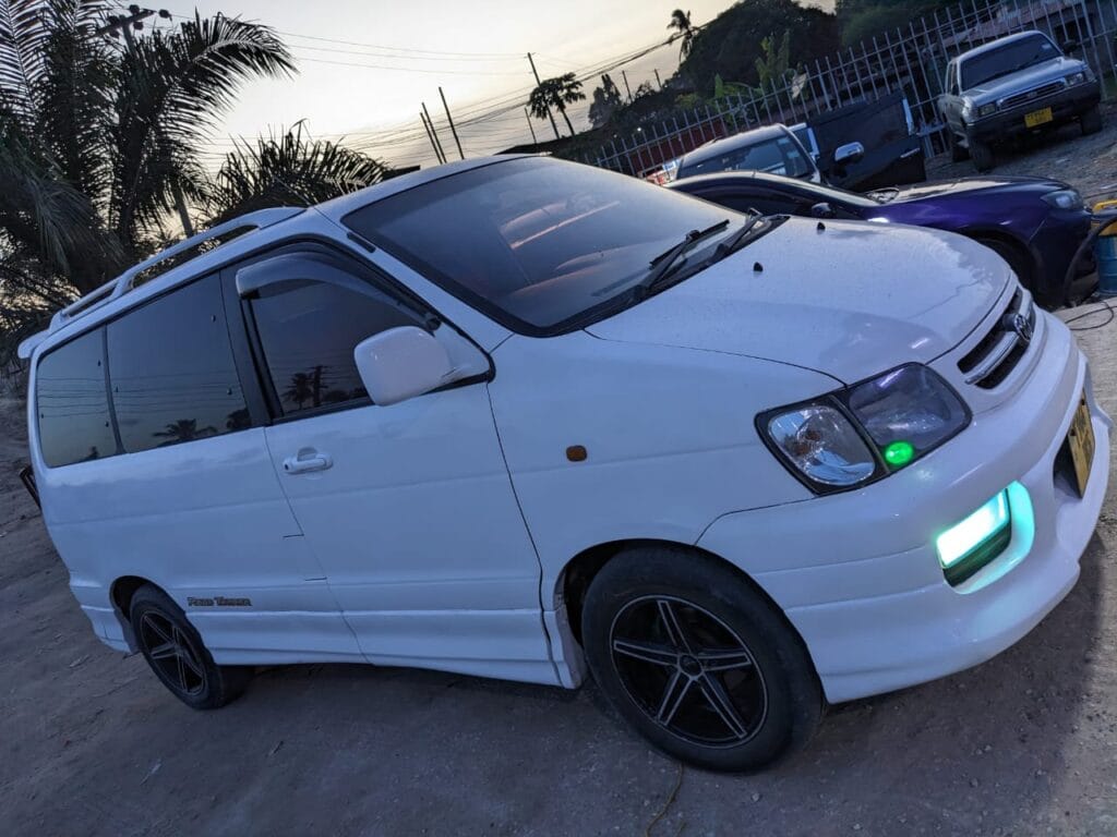 Toyota Noah 2005 for Sale in Dar es salaam