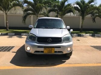 Bei Ya Toyota Rav4 2005 Sokoni Dar es salaam Tanzania