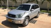 Magari Rav4 2005 lipo Dar es salaam