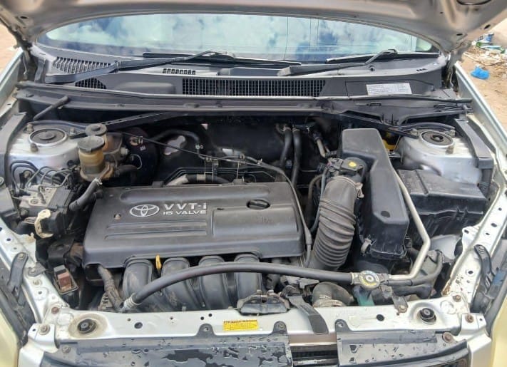 Magari Sokoni Toyota Rav4 ya Bei Poa 2005