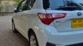 Toyota Vitz bei poa sokoni Arusha Tanzania