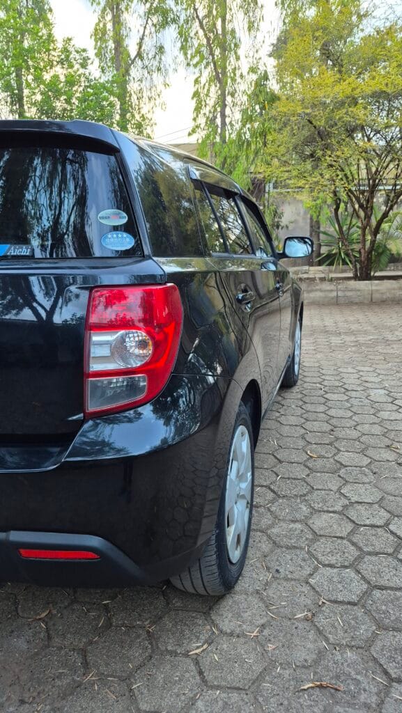 Toyota IST 2009 Inauzwa Arusha Tanzania