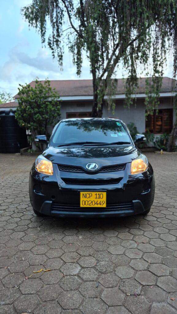 Magari Sokoni Toyota IST ya Bei Poa 2009