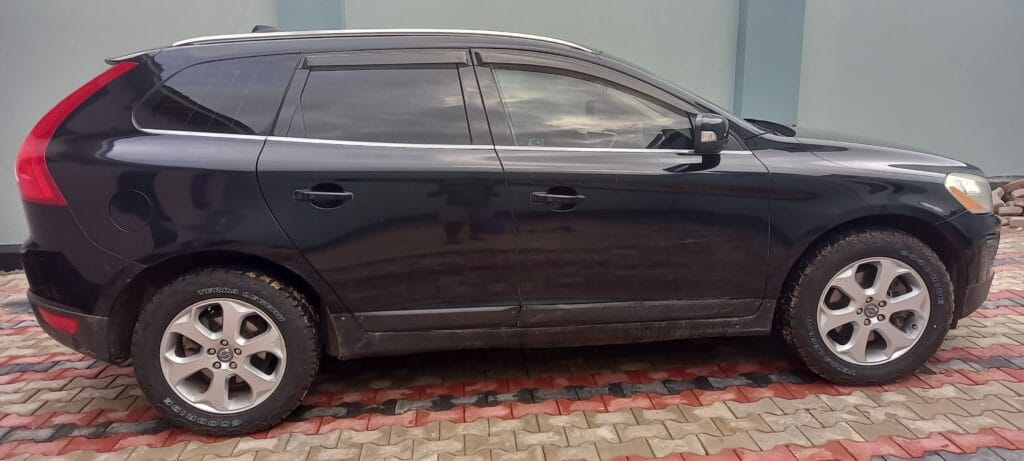 Magari XC60 2011 lipo Mwanza